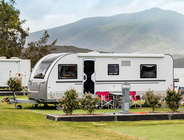 Nomadic freedom with motorhomes and caravans 1
